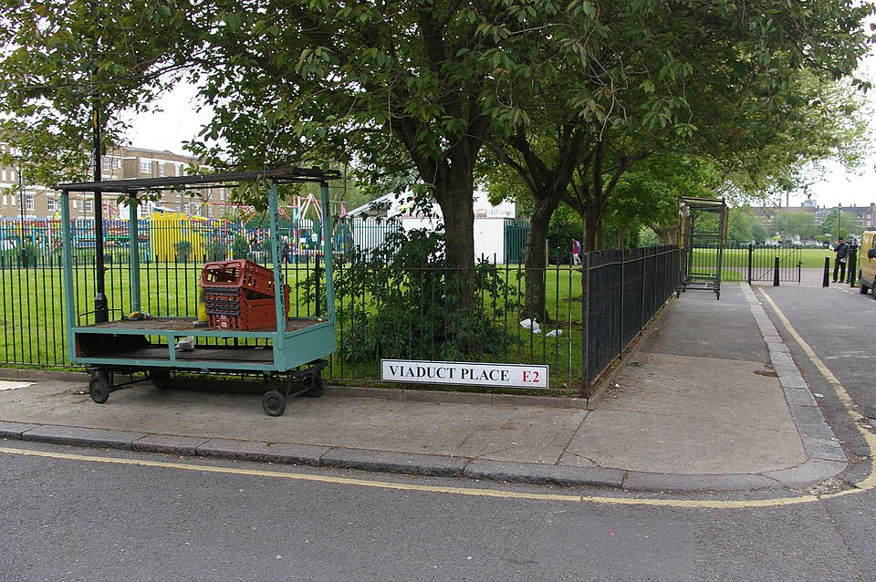 Viaduct Place, E2, parked market stall - geograph.org.uk - 2951696