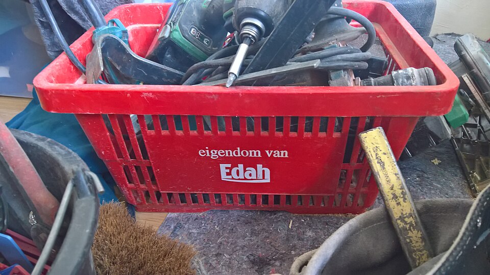 Edah shopping basket, Hillegersberg, Rotterdam (2021) 01