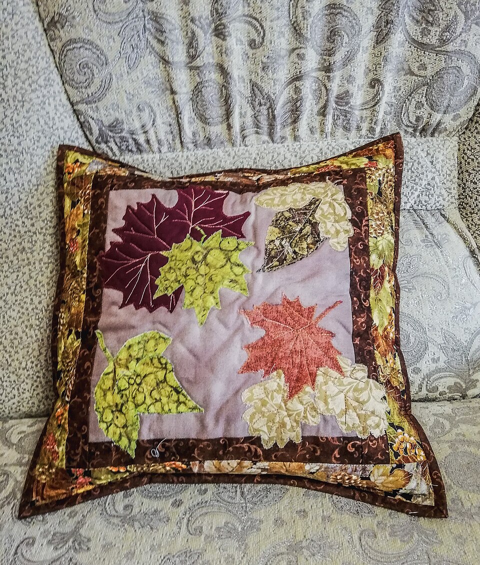 0913Ga. Pillowcase "Autumn Fantasy"
