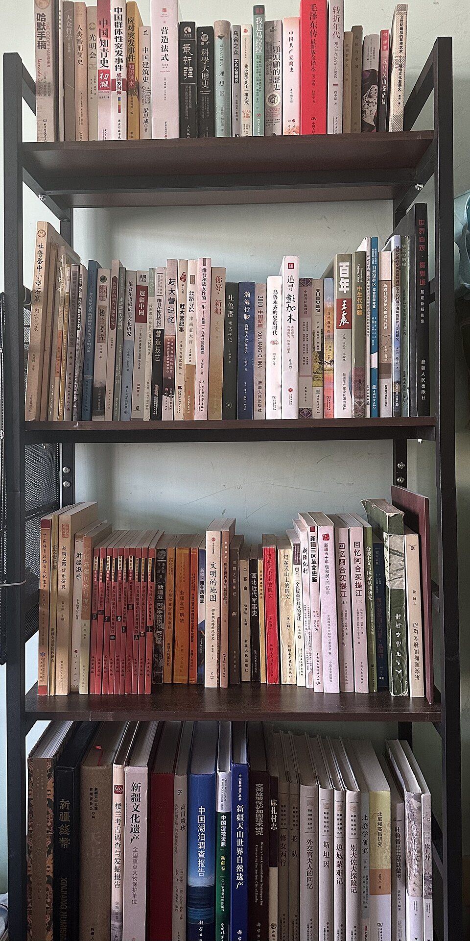 书架, a bookshelf